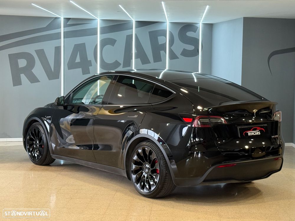 Tesla Model Y Performance Dual Motor AWD - 14