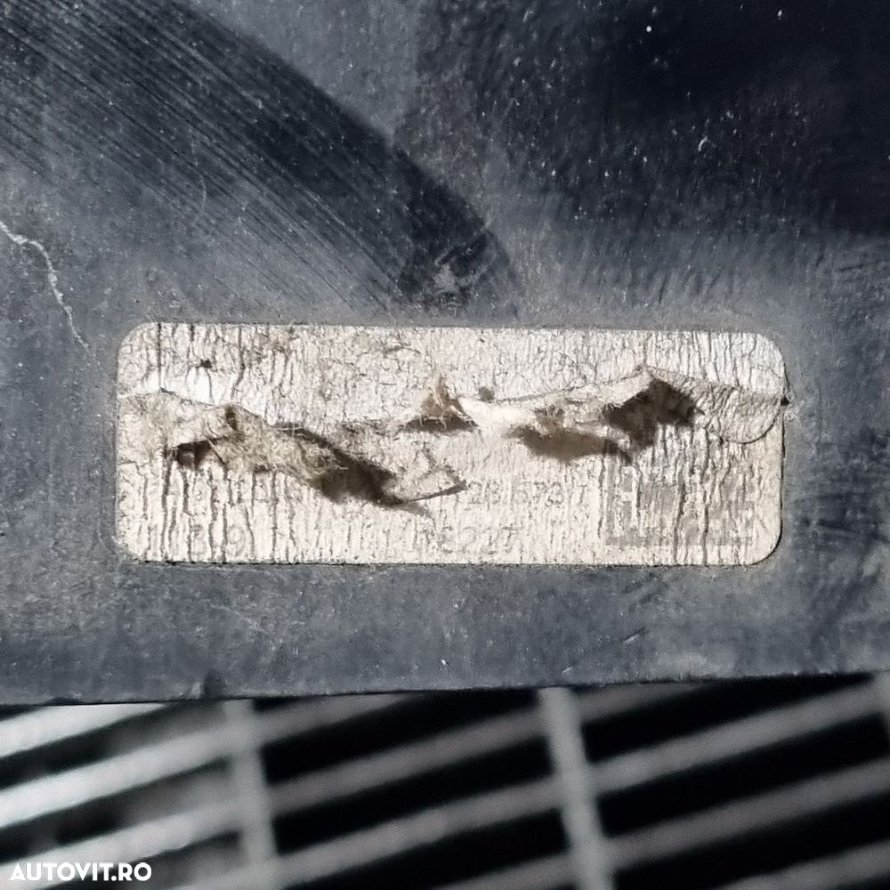 Far Stanga Jaguar F - Pace 2015 - 2020 SUV 4 Usi (1141) Cu lupă Nu are cod - 5