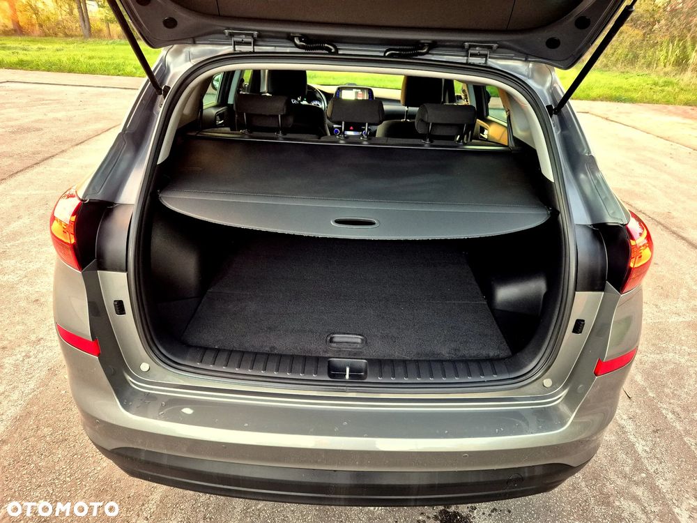 Hyundai Tucson 1.6 GDI BlueDrive Comfort 2WD - 21