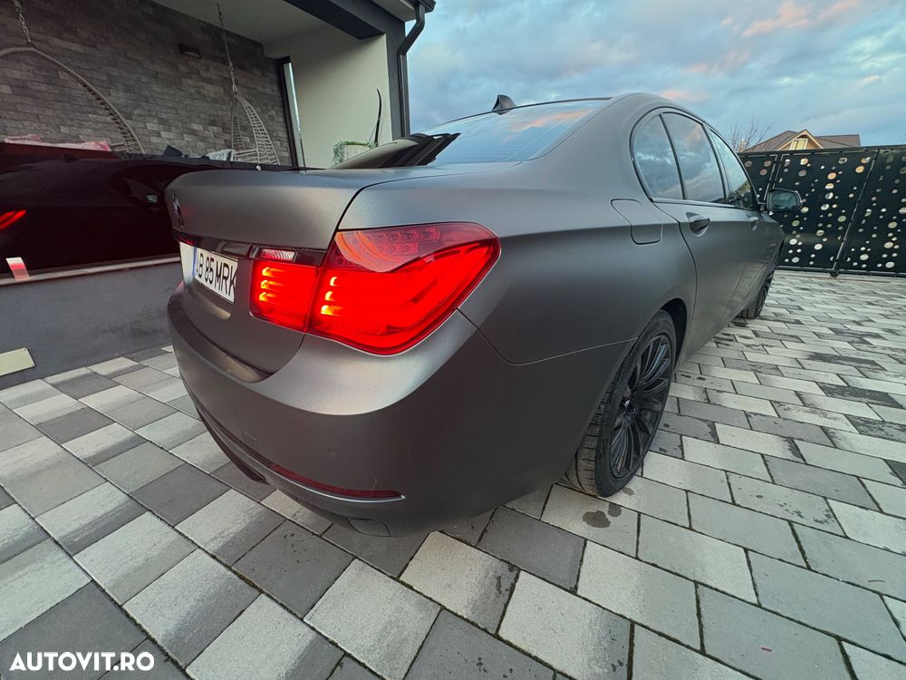 BMW Seria 7 730d BluePerformance Edition Exclusive - 12