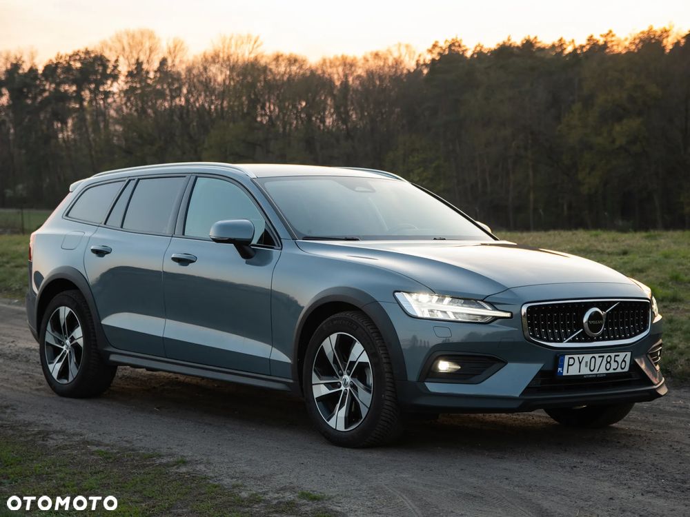 Volvo V60 Cross Country B4 D AWD - 10