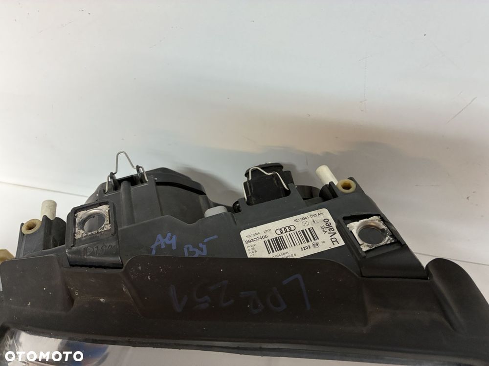 AUD A4 B5 SOCZEWKA LAMPA PRZÓD PRZEDNIA PRAWA  EUROPA 8930405B 8D0941030 - 7