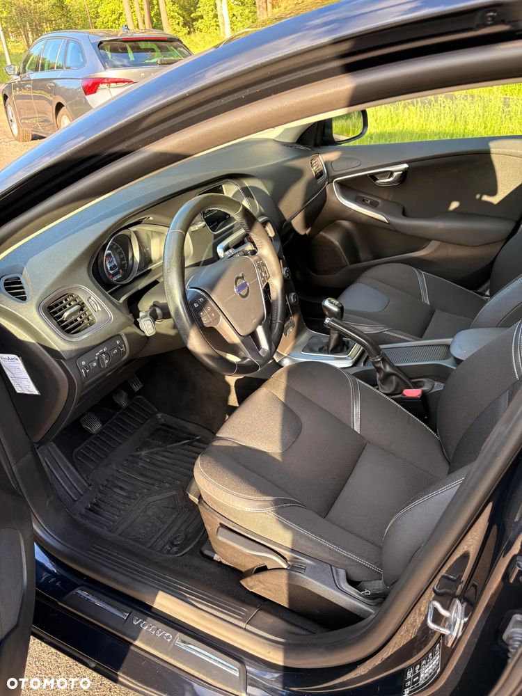 Volvo V40 D2 Drive-E Kinetic - 9