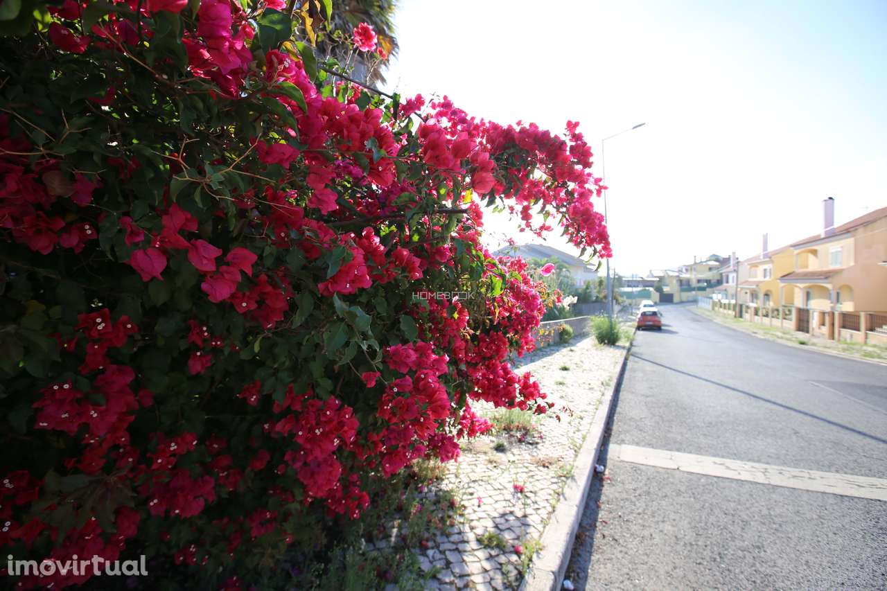 Terreno de 1015 m² na Rinchoa - Grande imagem: 3/16