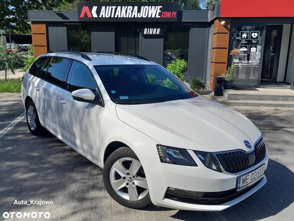 Skoda Octavia 1.6 TDI SCR Ambition - 2