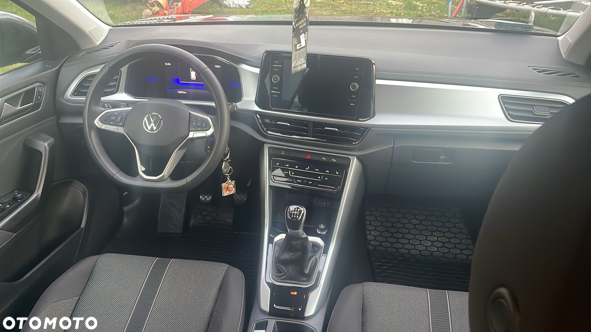 Volkswagen T-Roc 1.0 TSI - 6