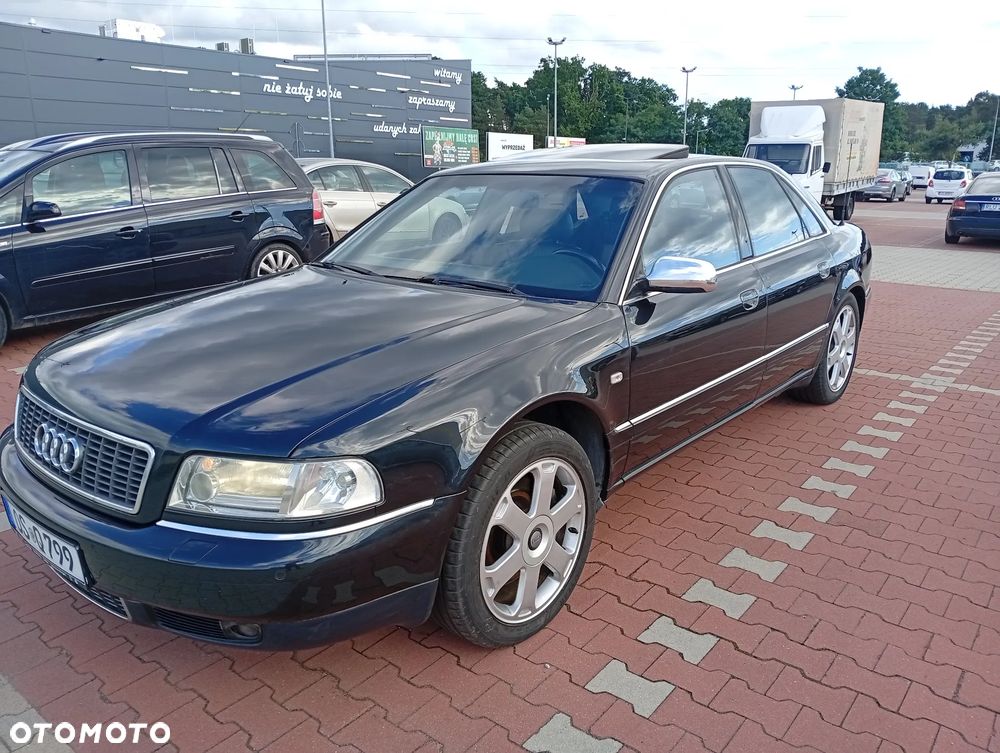 Audi S8 - 7