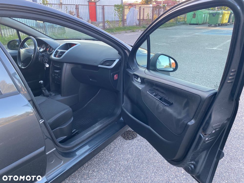 Peugeot 207 1.6 HDi - 20