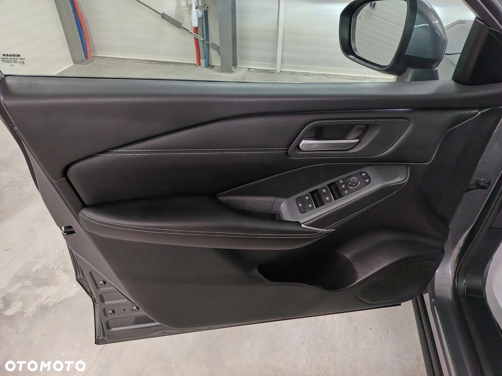 Nissan Qashqai 1.3 DIG-T MHEV Xtronic N-Connecta - 19