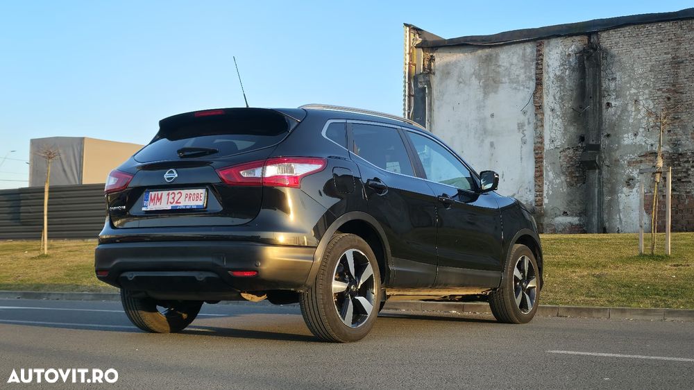 Nissan Qashqai 1.6 DCI N-Vision - 16