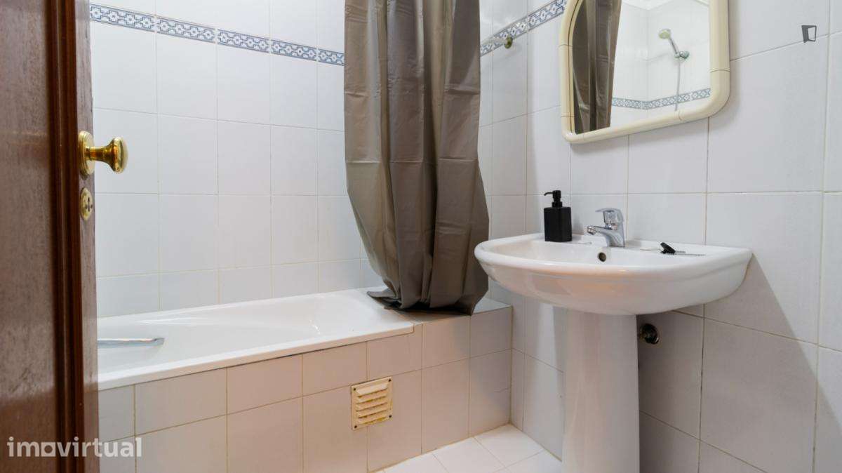 Apartamento com 3 quartos - localizado em Paranhos Porto - Grande imagem: 4/32