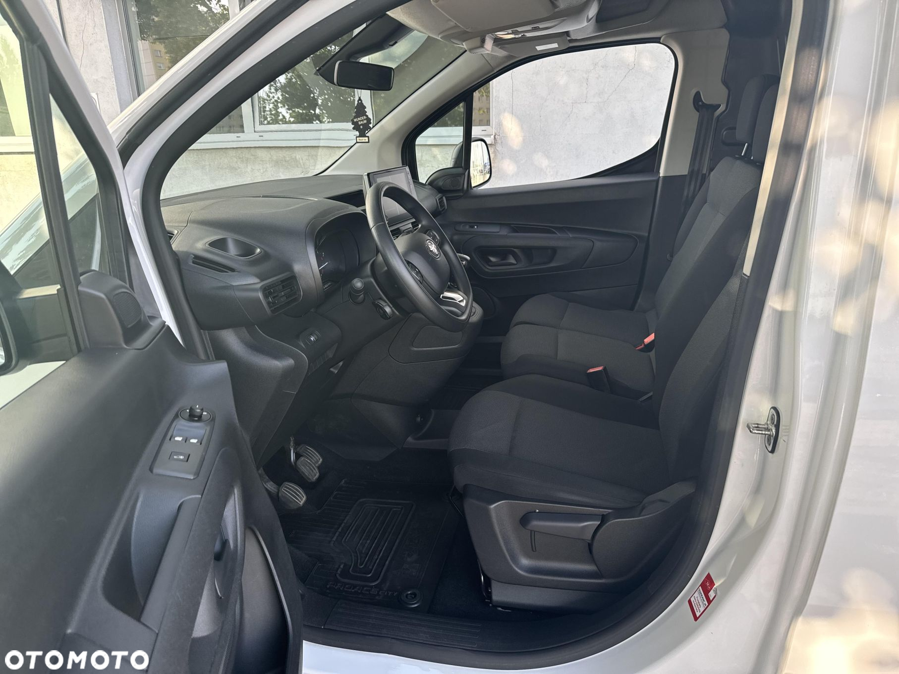 Toyota PROACE CITY - 26