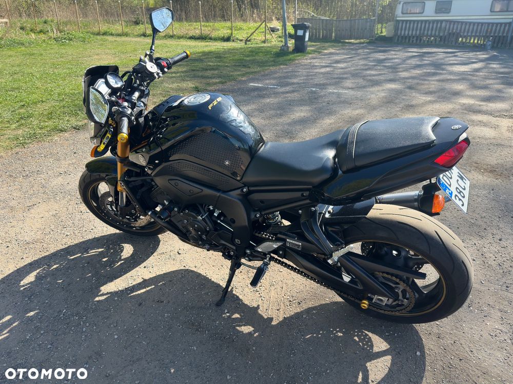Yamaha FZ8 - 5