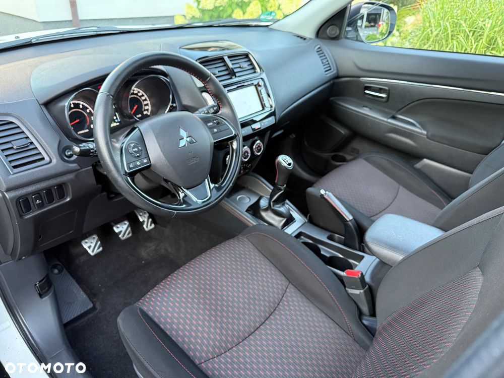 Mitsubishi ASX 1.6 Intense Plus Navi Blue Edition - 22