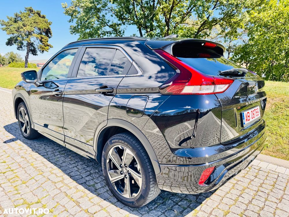 Mitsubishi Eclipse-Cross Plug-In Hybrid 4WD Plus Select - 11
