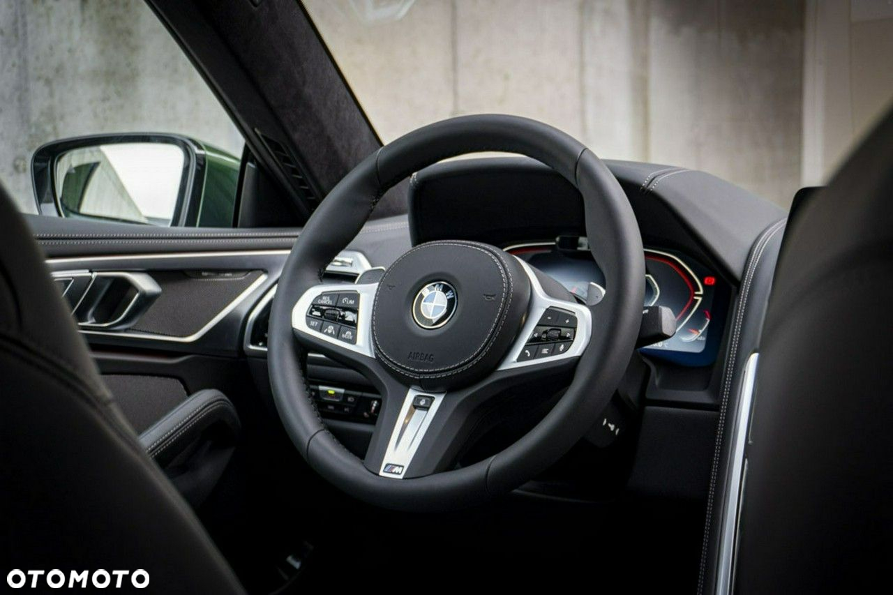 BMW Seria 8 - 19