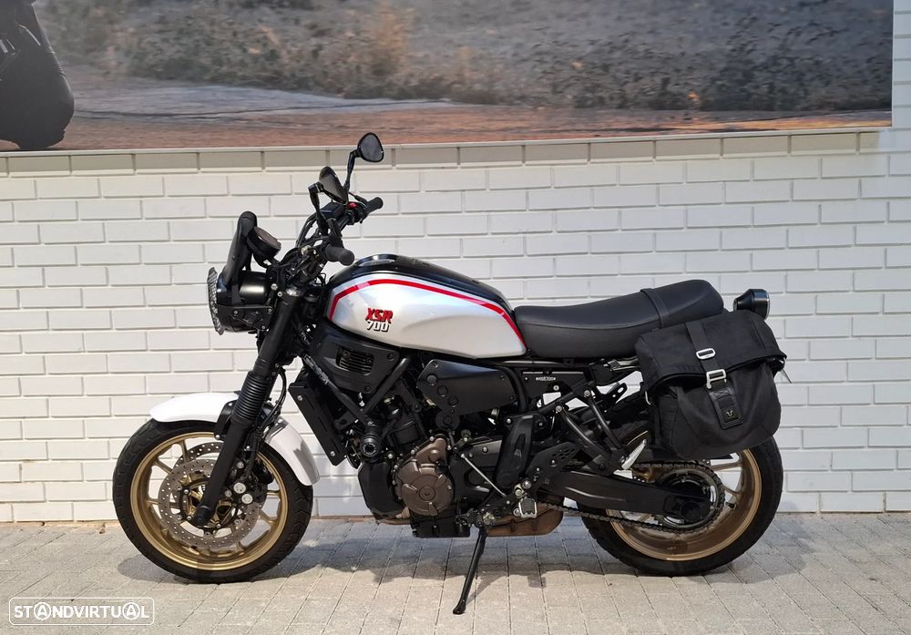 Yamaha XSR 700 - 6