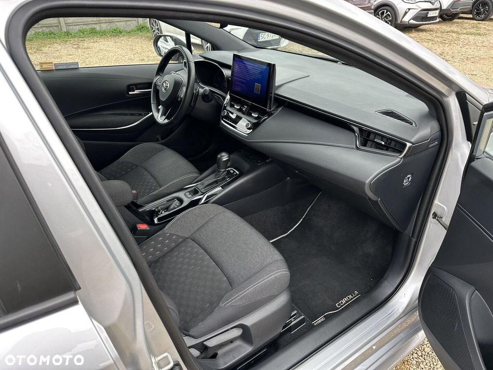 Toyota Corolla 2.0 Hybrid Comfort - 8