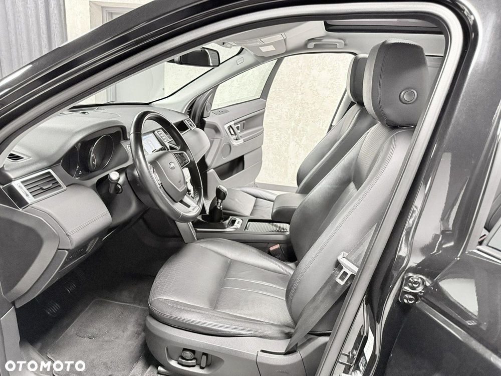 Land Rover Discovery Sport 2.0 TD4 HSE Luxury - 31
