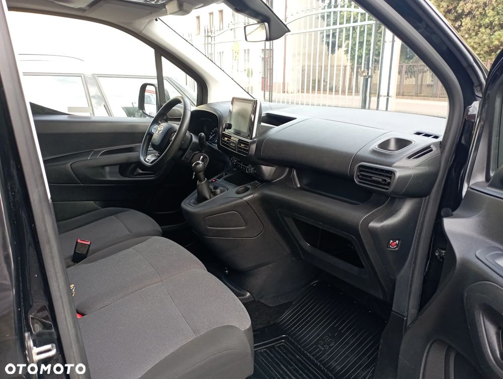 Toyota Proace City - 8