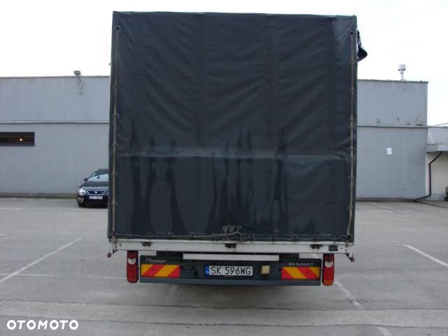 Renault Master - 22
