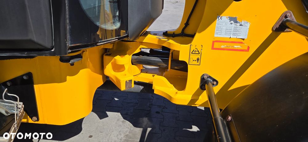 JCB <<JCB 406, 2012r,silnik deutz!,łyżka+widły,sprowadzona z Niemiec!>> - 14