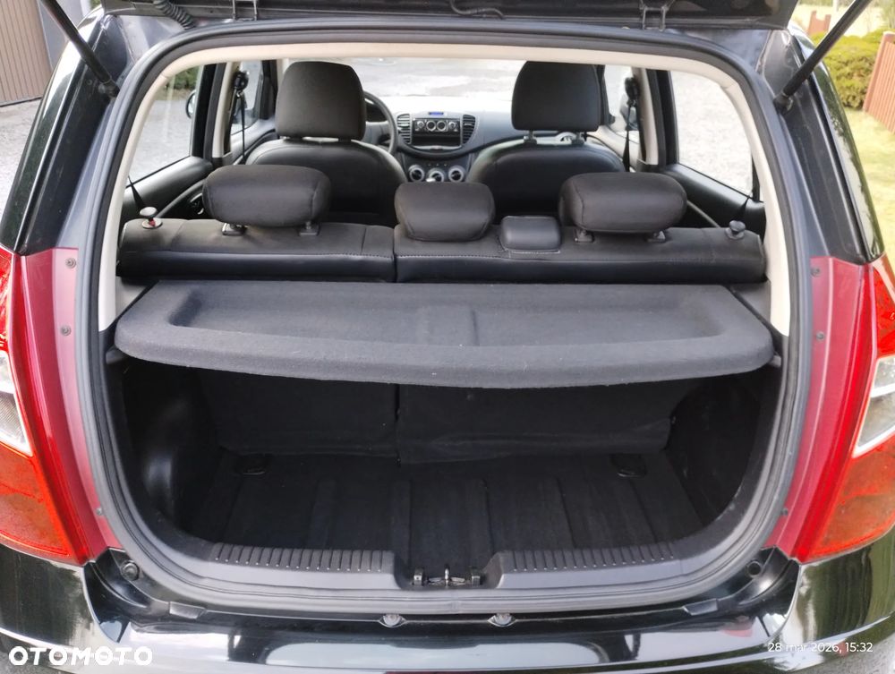 Hyundai i10 1.1 Edition 20 - 18