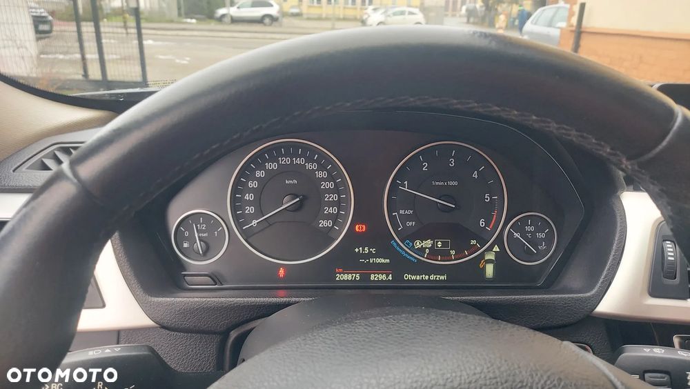 BMW Seria 3 318d - 12