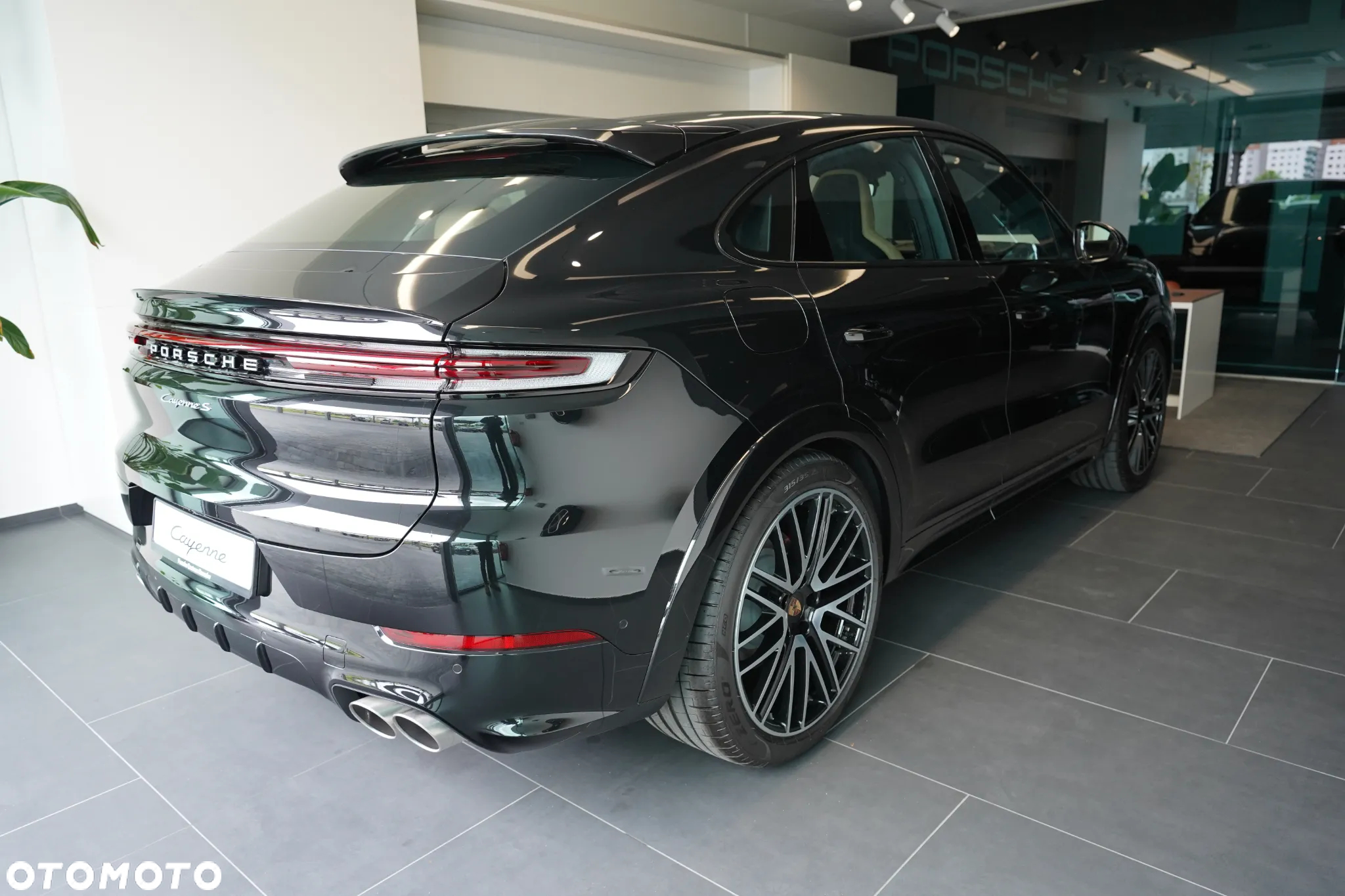 Porsche Cayenne Coupe S - 3