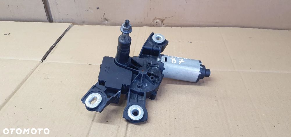 Silniczek wycieraczki tył tylnej VW Passat B7 3C9955711A - 2