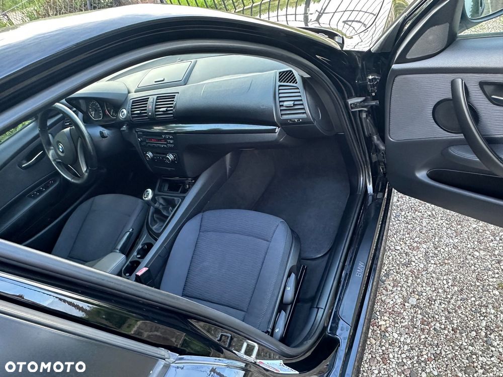 BMW Seria 1 116i Edition Sport - 12