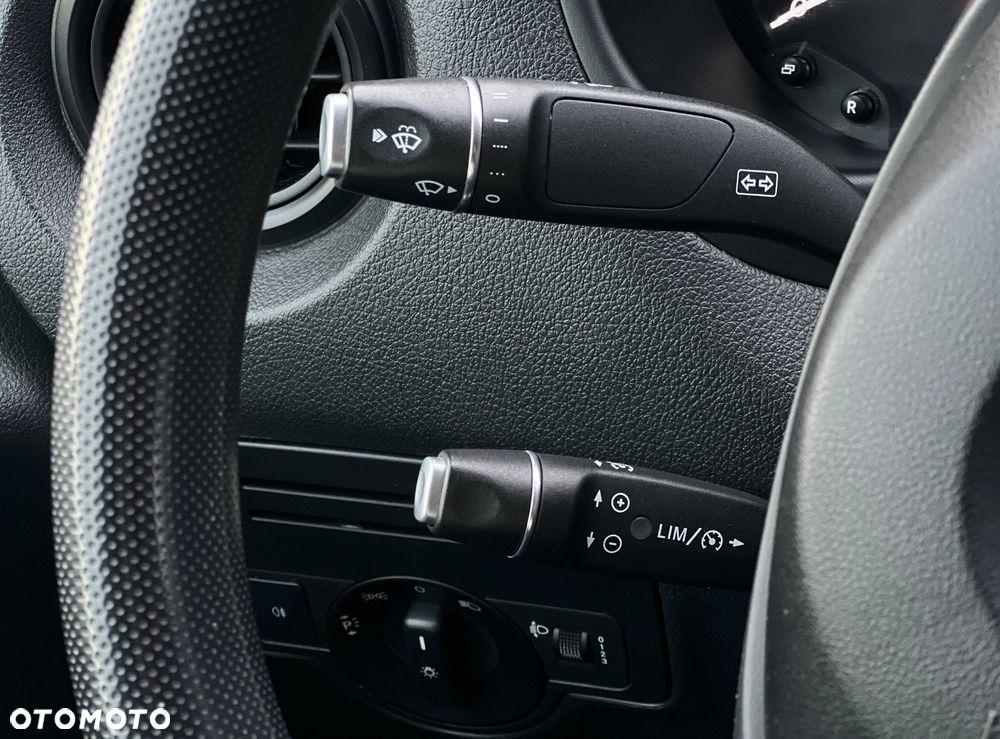 Mercedes-Benz VITO 109 - 25