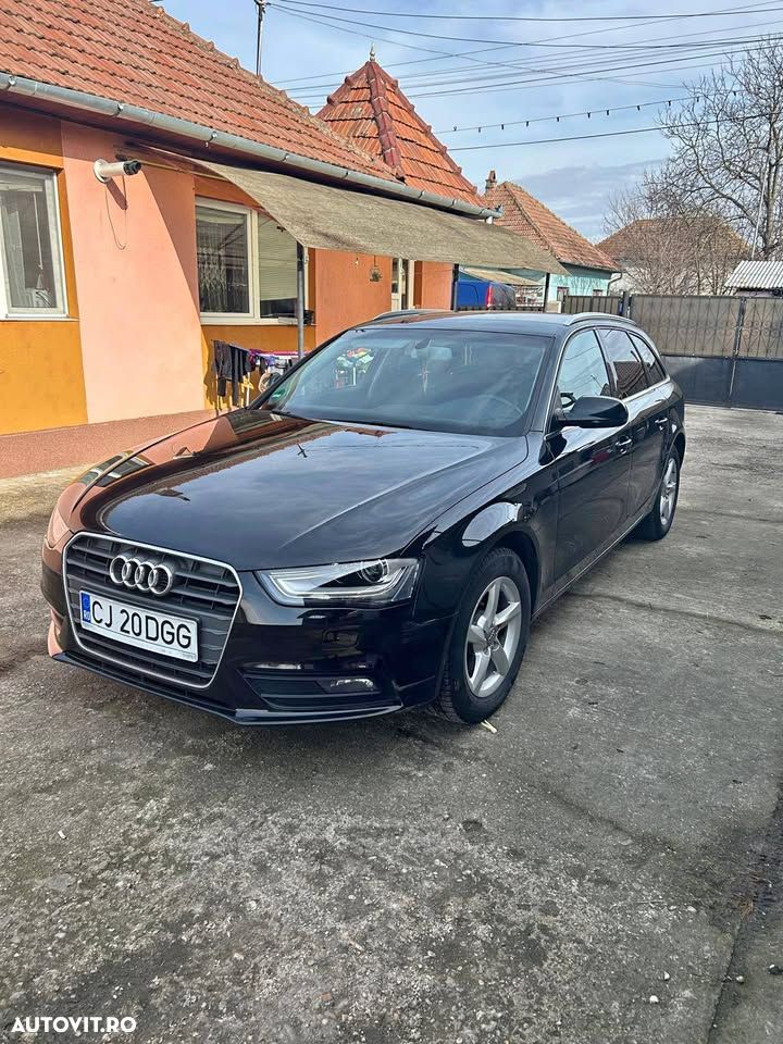 Audi A4 - 1