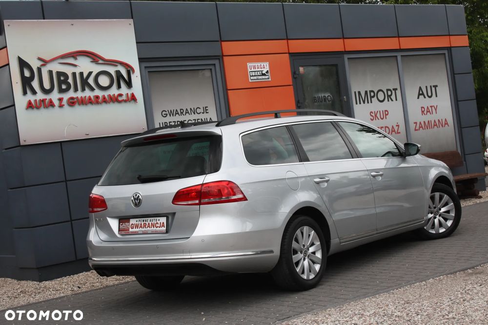 Volkswagen Passat Variant 2.0 Blue TDI SCR Comfortline - 5