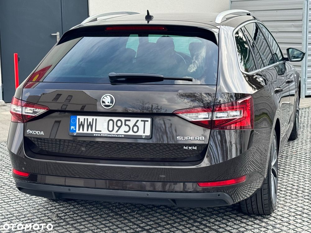 Skoda Superb 2.0 TDI 4x4 L&K DSG - 8