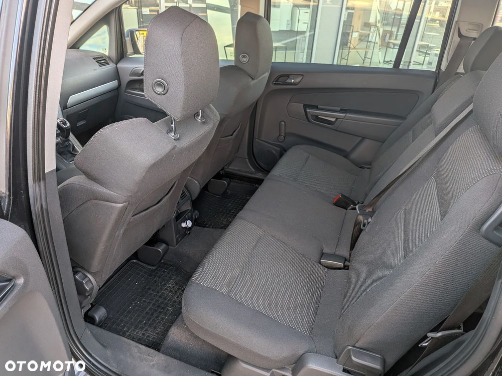 Opel Zafira - 29