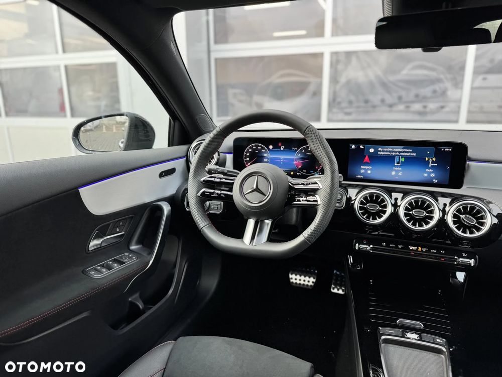 Mercedes-Benz Klasa A 200 7G-DCT Advanced AMG Line - 14