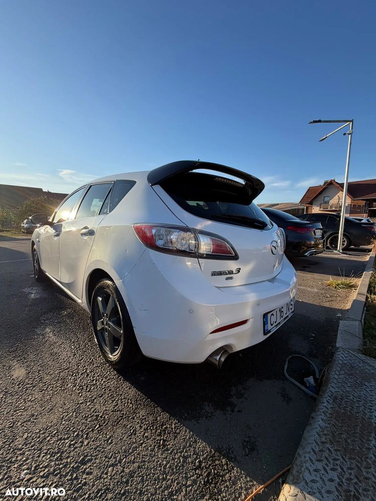 Mazda 3 - 4