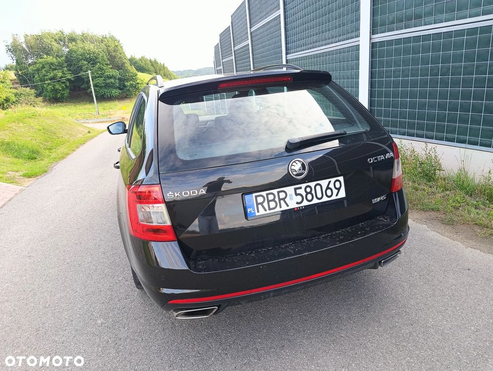 Skoda Octavia 2.0 TDI RS - 18