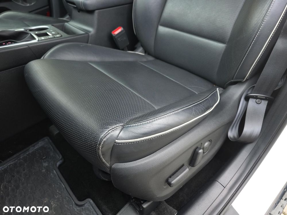 Kia Sportage 1.6 T-GDI Black Edition 4WD DCT - 12