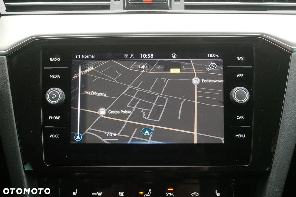 Volkswagen Passat Variant 2.0 TSI Elegance DSG - 22