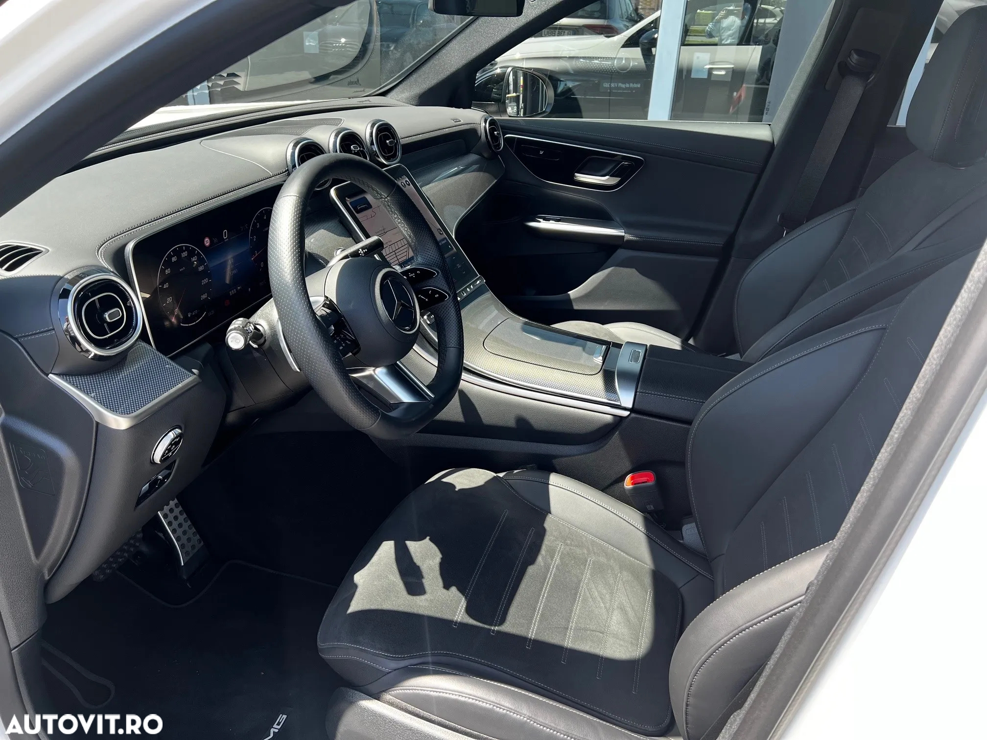 Mercedes-Benz GLC 200 4Matic 9G-TRONIC AMG Line Advanced - 8