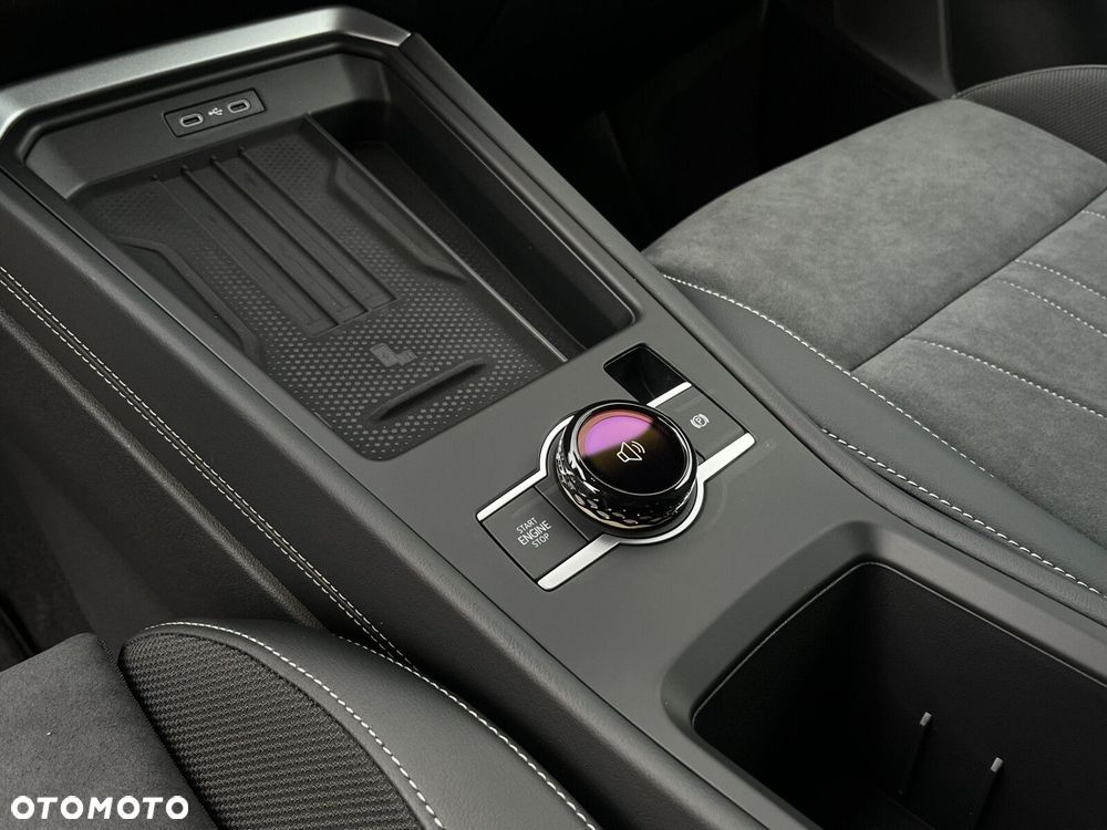 Volkswagen T-Roc - 24