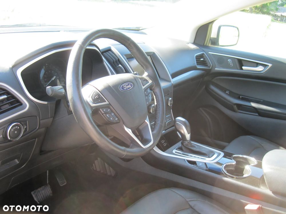 Ford Edge - 14