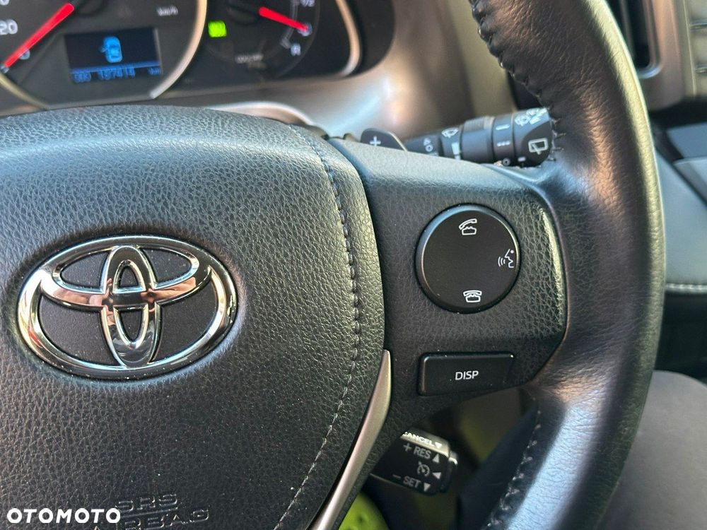 Toyota RAV4 - 24