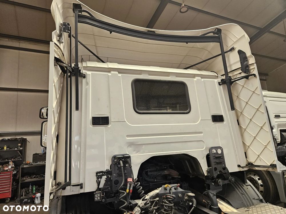 Owiewka spojler dachowy Scania Man Mercedes Volvo - 1