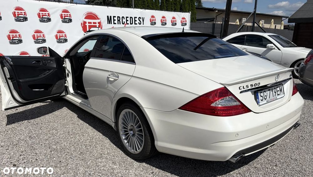 Mercedes-Benz CLS 500 - 12