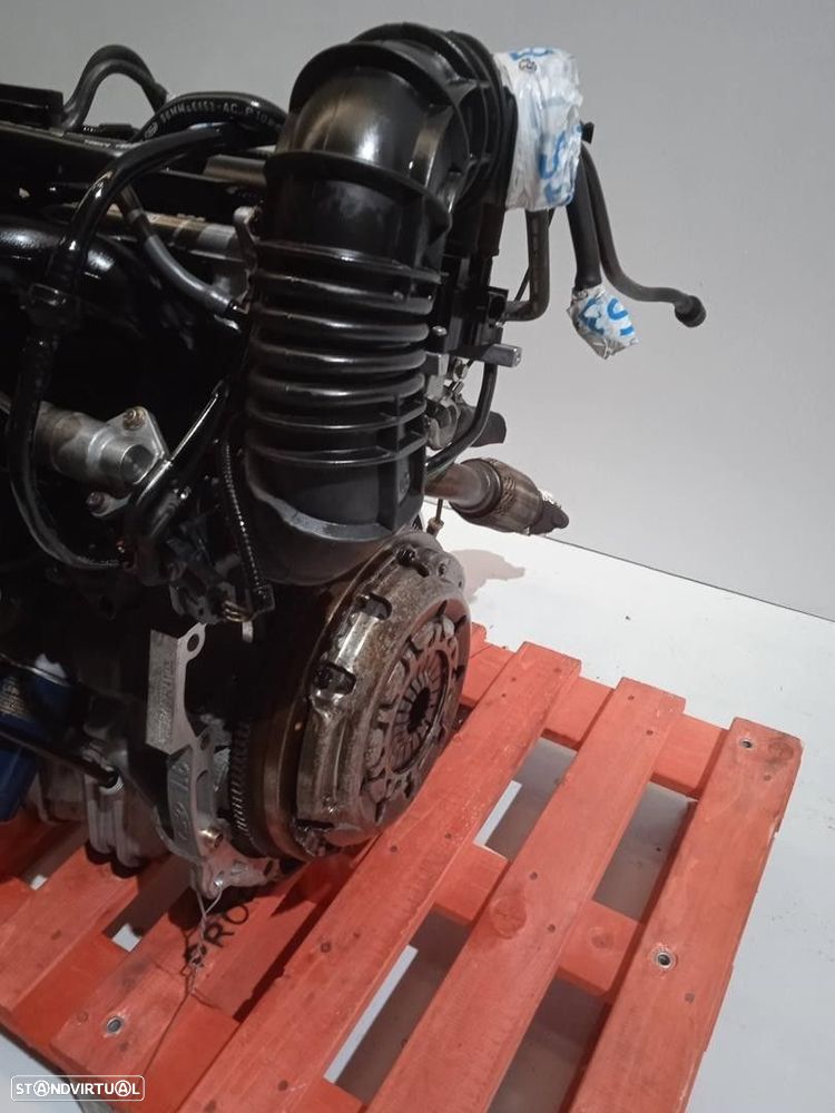MOTOR COMPLETO FORD FOCUS 2004 -FYDB - 8