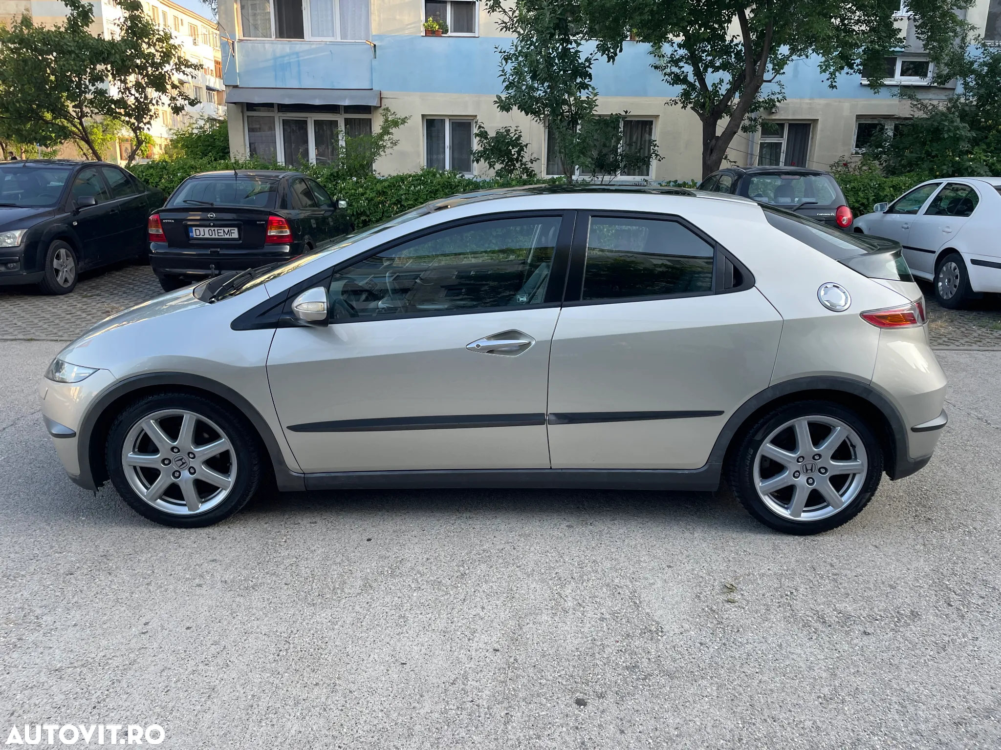 Honda Civic 1.8i-VTEC Automatik Executive - 13