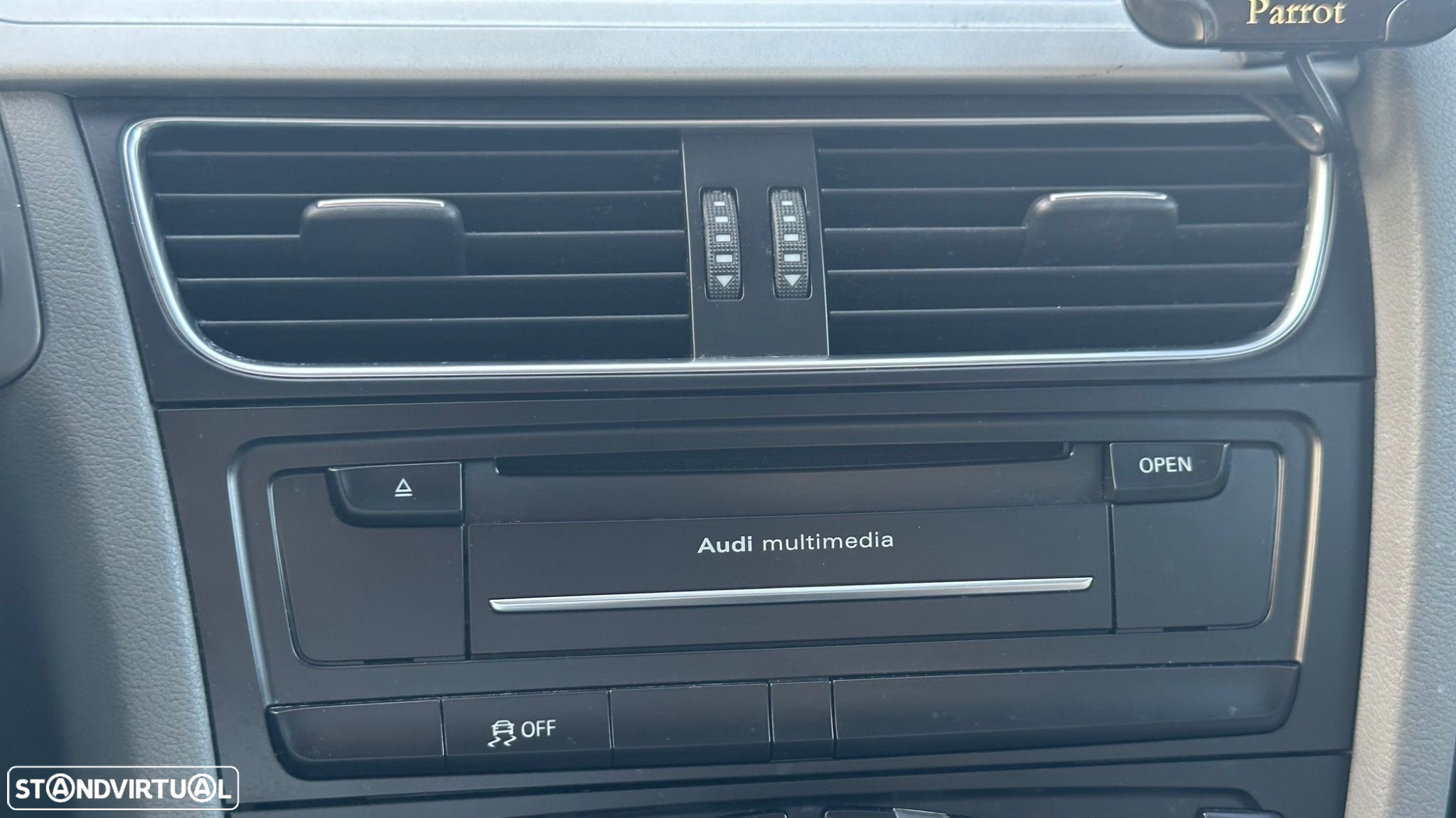 Audi A4 Avant 2.0 TDI Advance - 29